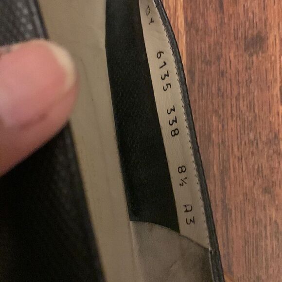 Salvatore Ferragamo size 8.5 - Picture 8 of 9